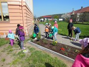 Pečujeme o květinový záhonek